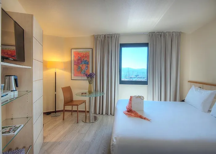 Mercure Отель 4*