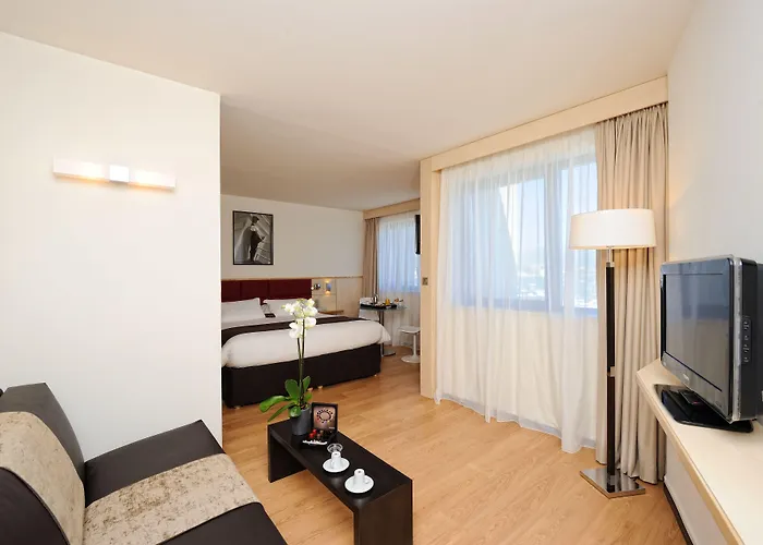 Mercure Hotel