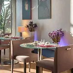 Mercure 4*
