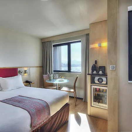 メルキュール 4*