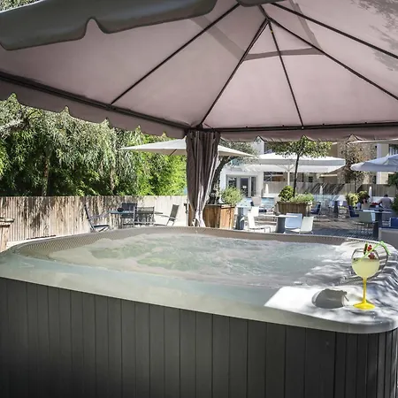 Mercure 4*
